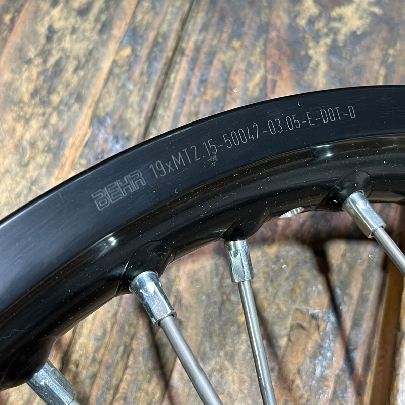 Special CR/F 02-12 Wheel Set German Behr Rims 21 / 19
