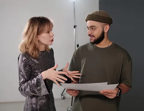 Visual Story Telling & Motions