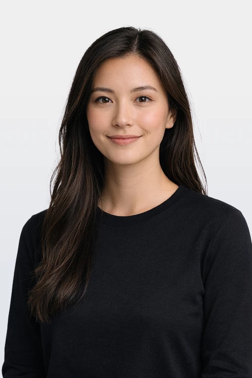 Professional woman portrait with neutral background