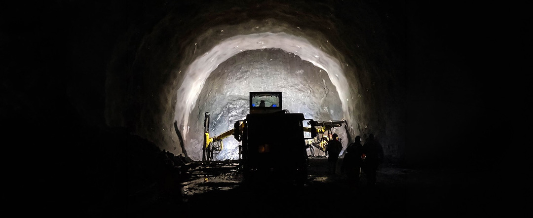 Underground mining/Tunneling