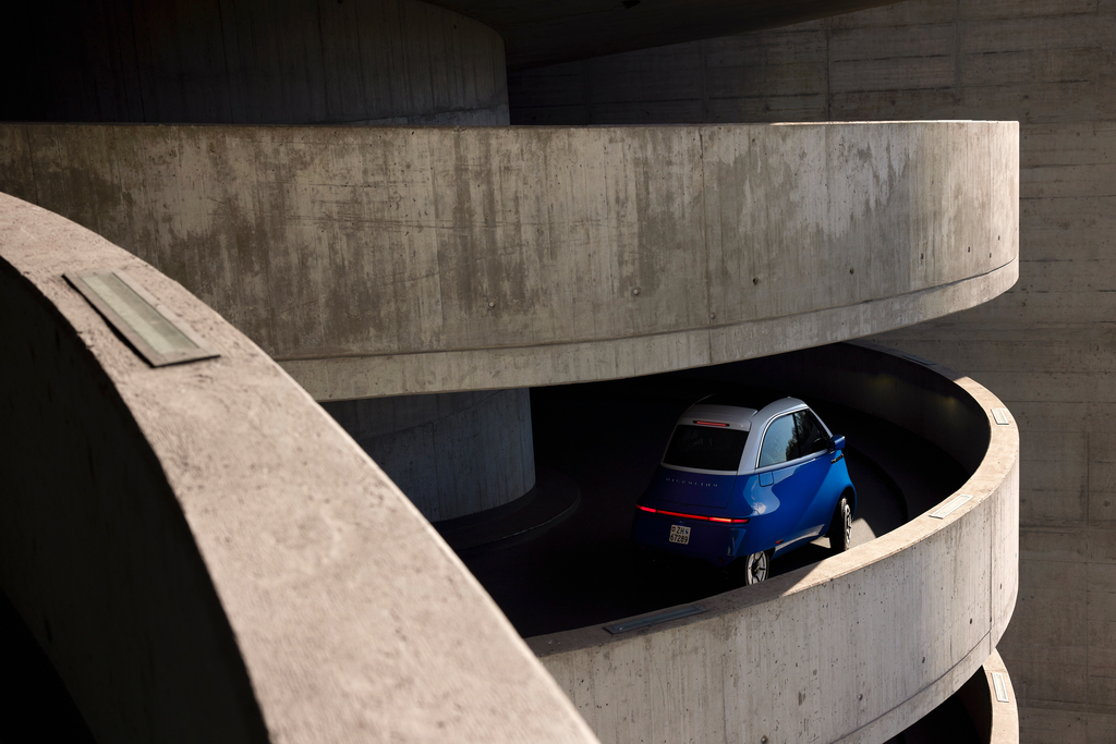 3 trucks in a front view