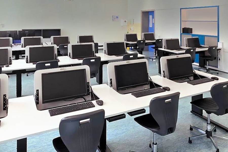 Klassenraum der Mittelschule Kempten mit SMESK Flip