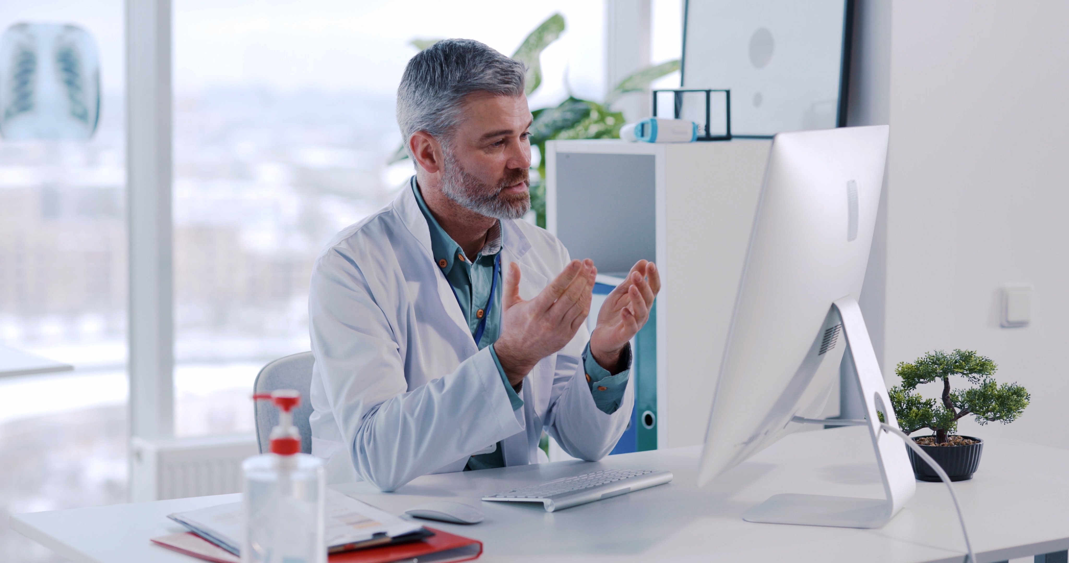 shutterstock_1955884774