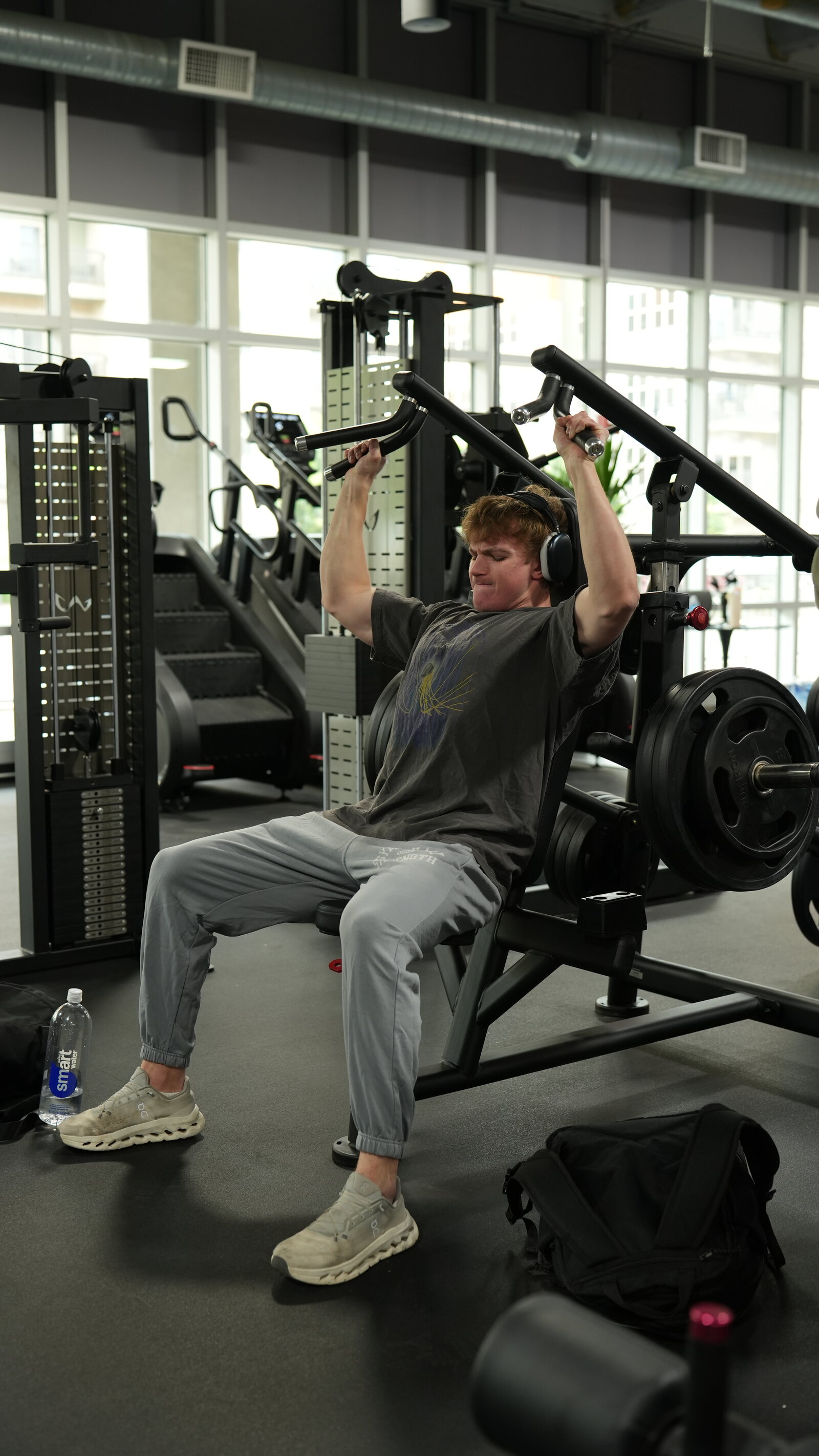 Atlantis shoulder press