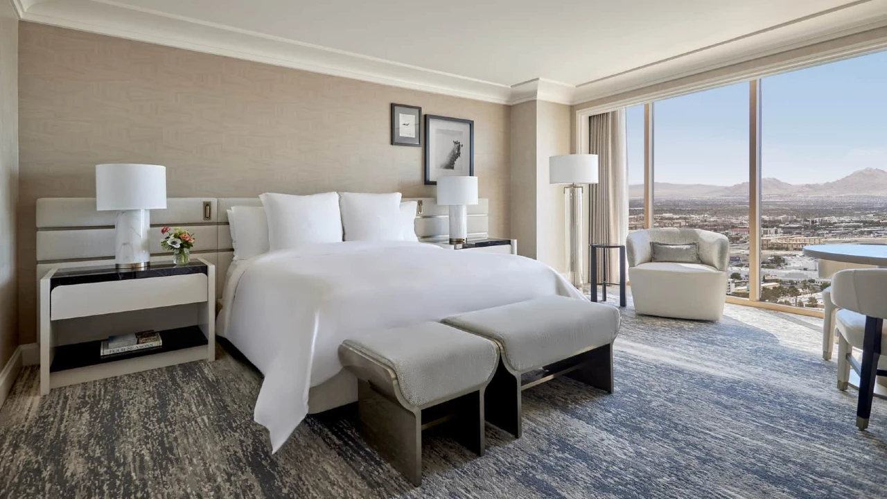Superior Room King at Four Seasons Las Vegas