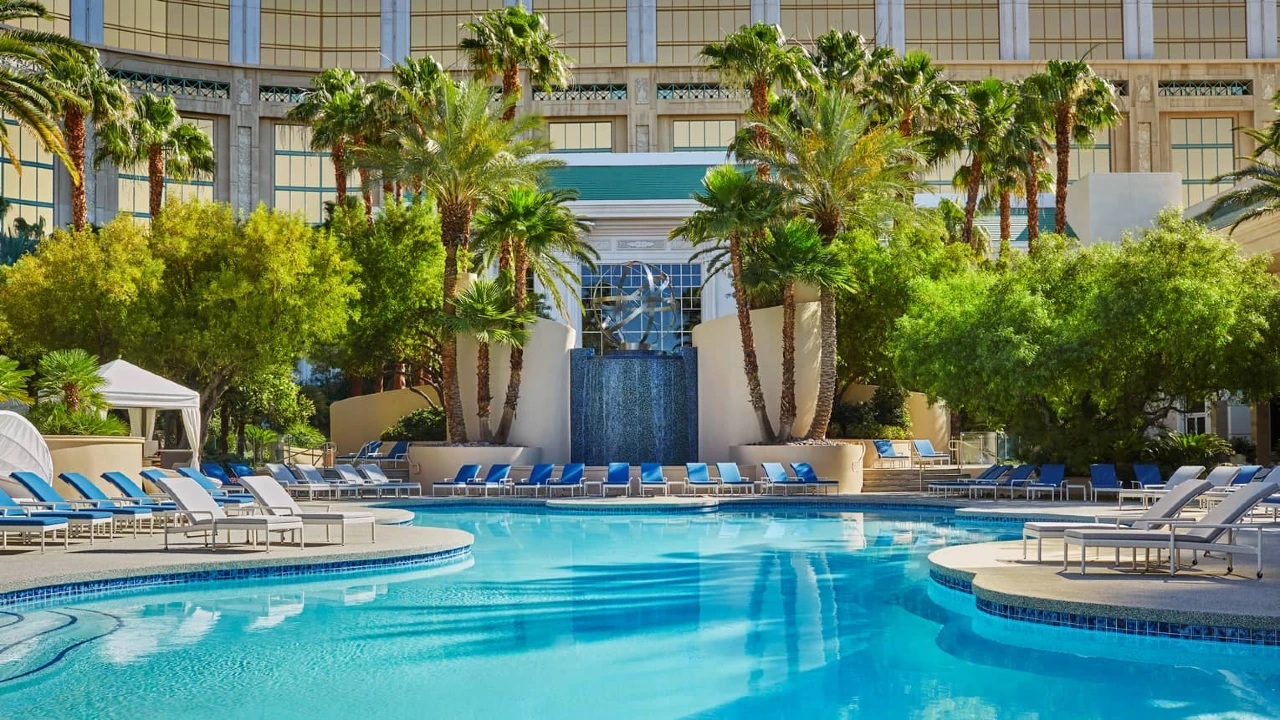 Pool at Four Seasons Hotel Las Vegas