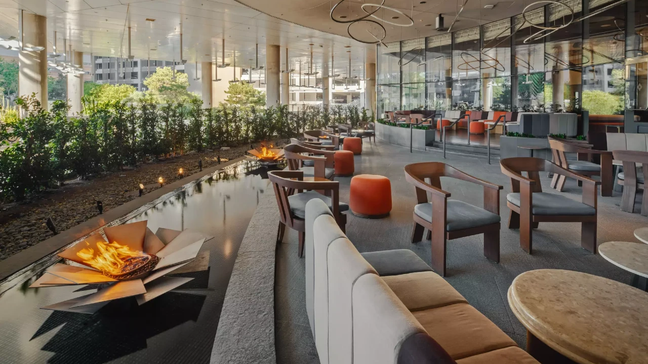 Vice Versa Patio and Lounge at Vdara Hotel and Spa