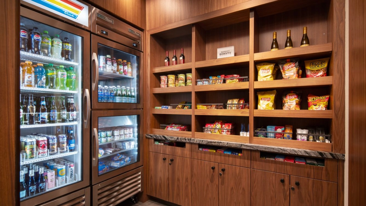 The Pantry at Las Vegas Marriott