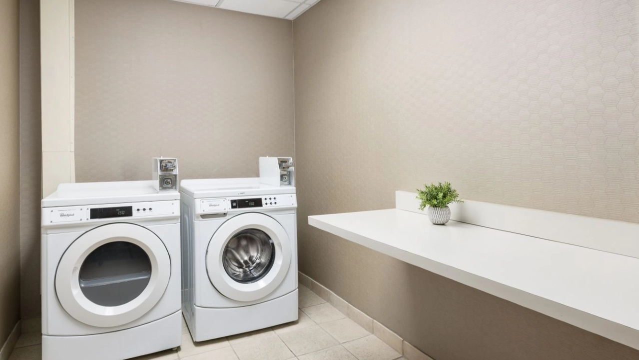 Guest Laundry at Courtyard Las Vegas Stadium Area