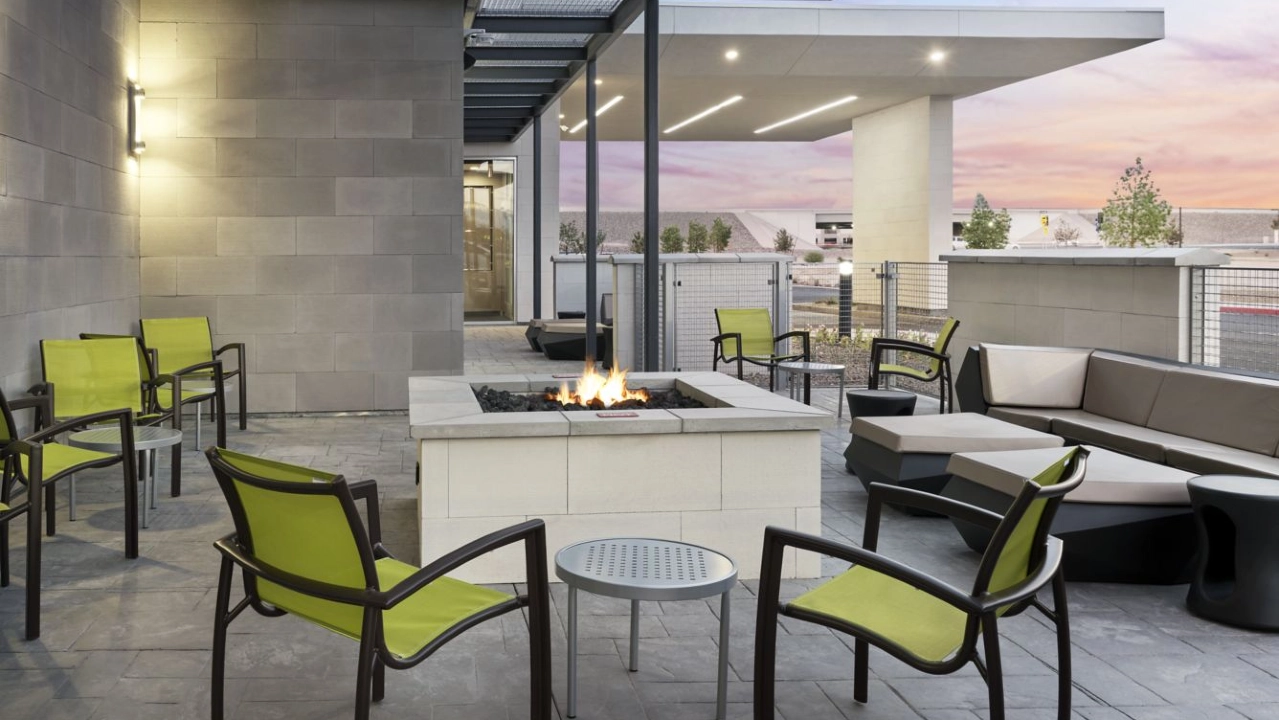 Fire Pit at Springhill Suites Las Vegas Airport