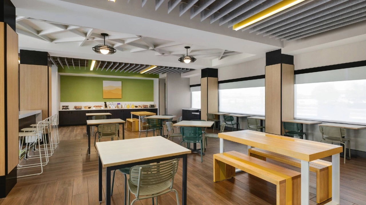 Breakfast Area at Spark By Hilton Las Vegas Airport