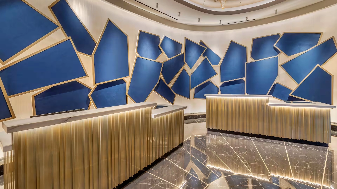 Front Desk at Hilton Club Elara Las Vegas
