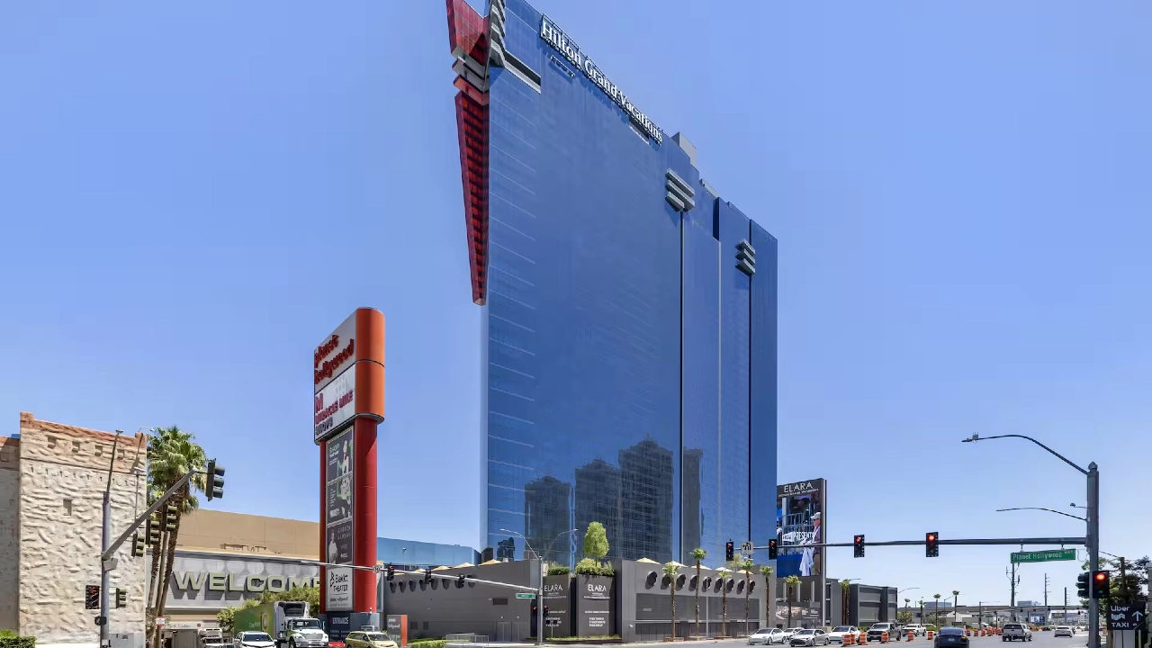 Hotel Exterior at Hilton Club Elara Las Vegas