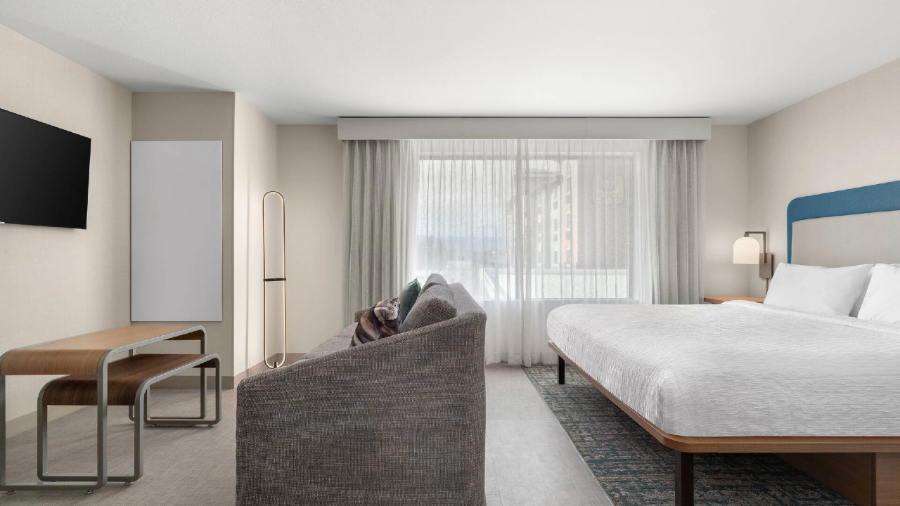 Studio Suite King at Homewood Suites North Las Vegas Speedway