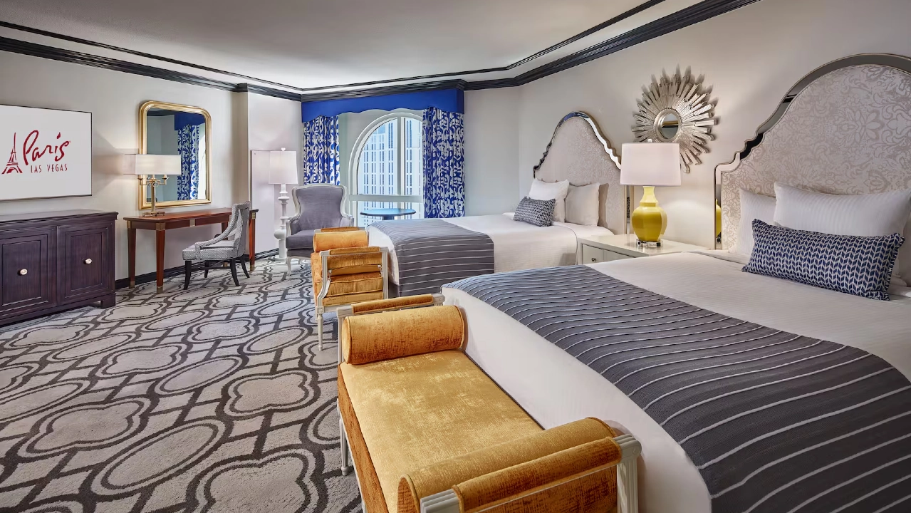 Bordeaux Lemans Suite Two Queens at Paris Las Vegas