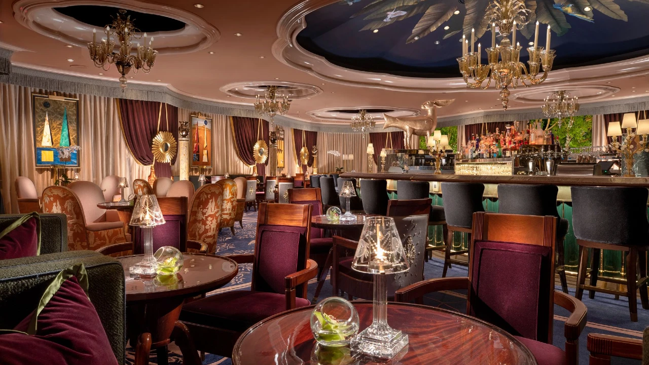 Overlook Lounge at Wynn and Encore Las Vegas