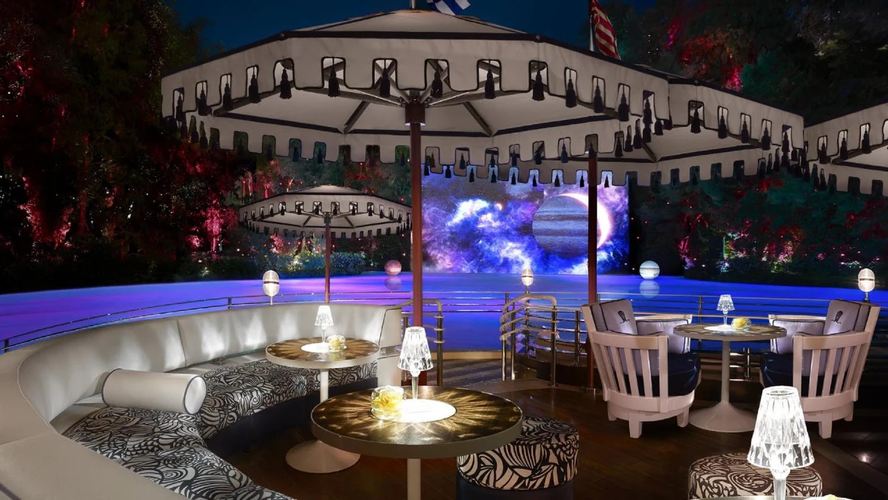 Aft Cocktail Deck at Wynn and Encore Las Vegas