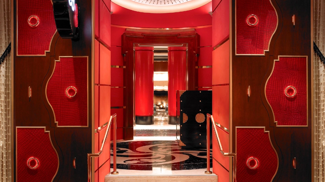 Red 8 at Wynn and Encore Las Vegas