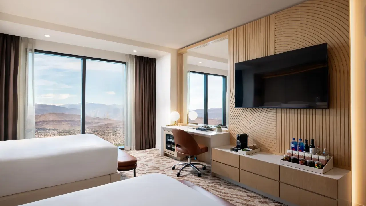 Resort Two Queen Mountain View at Durango Casino and Resort Las Vegas