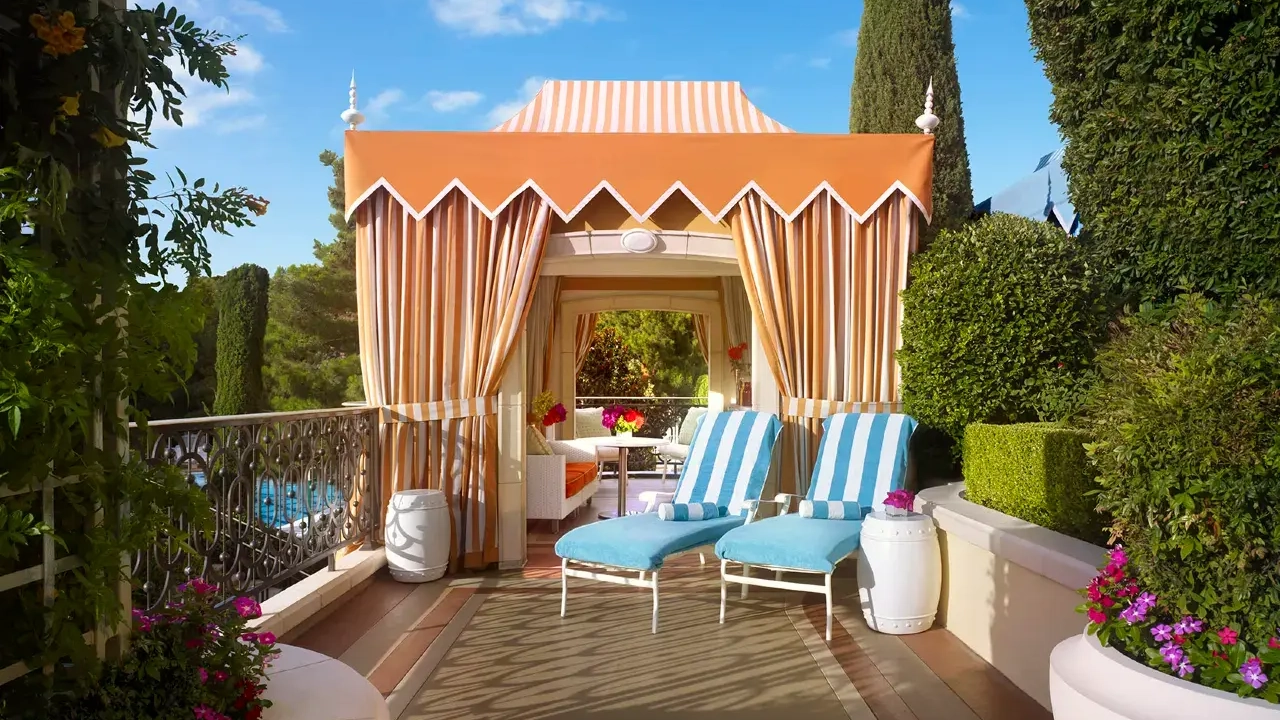 Wynn Tower Suites Cabana at Wynn and Encore Las Vegas