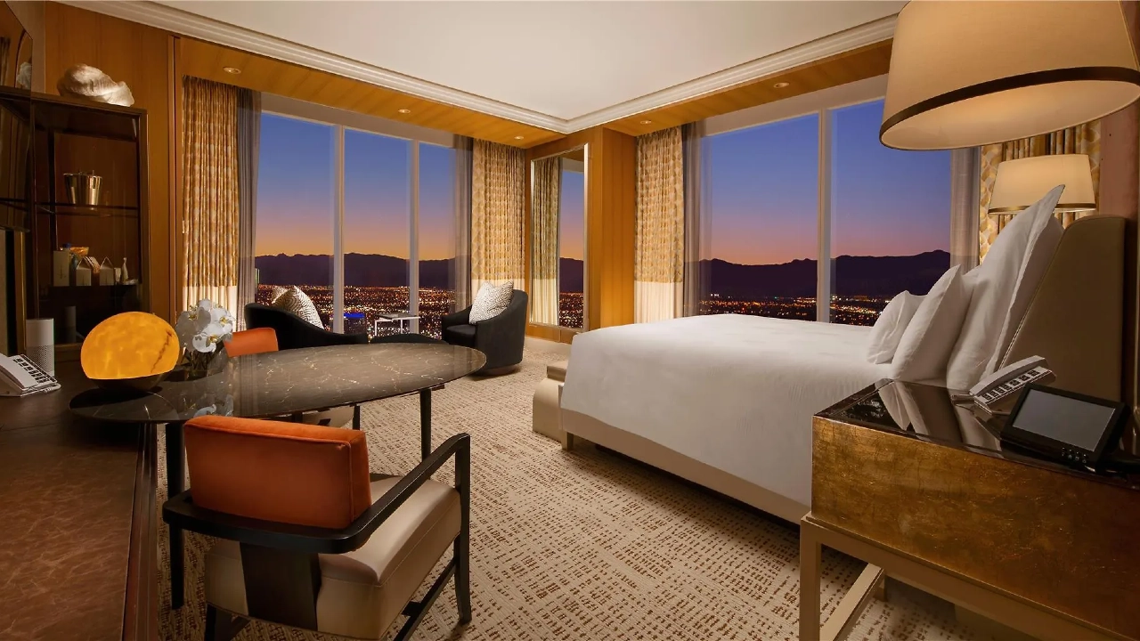 Wynn Panoramic Corner King at Wynn and Encore Las Vegas