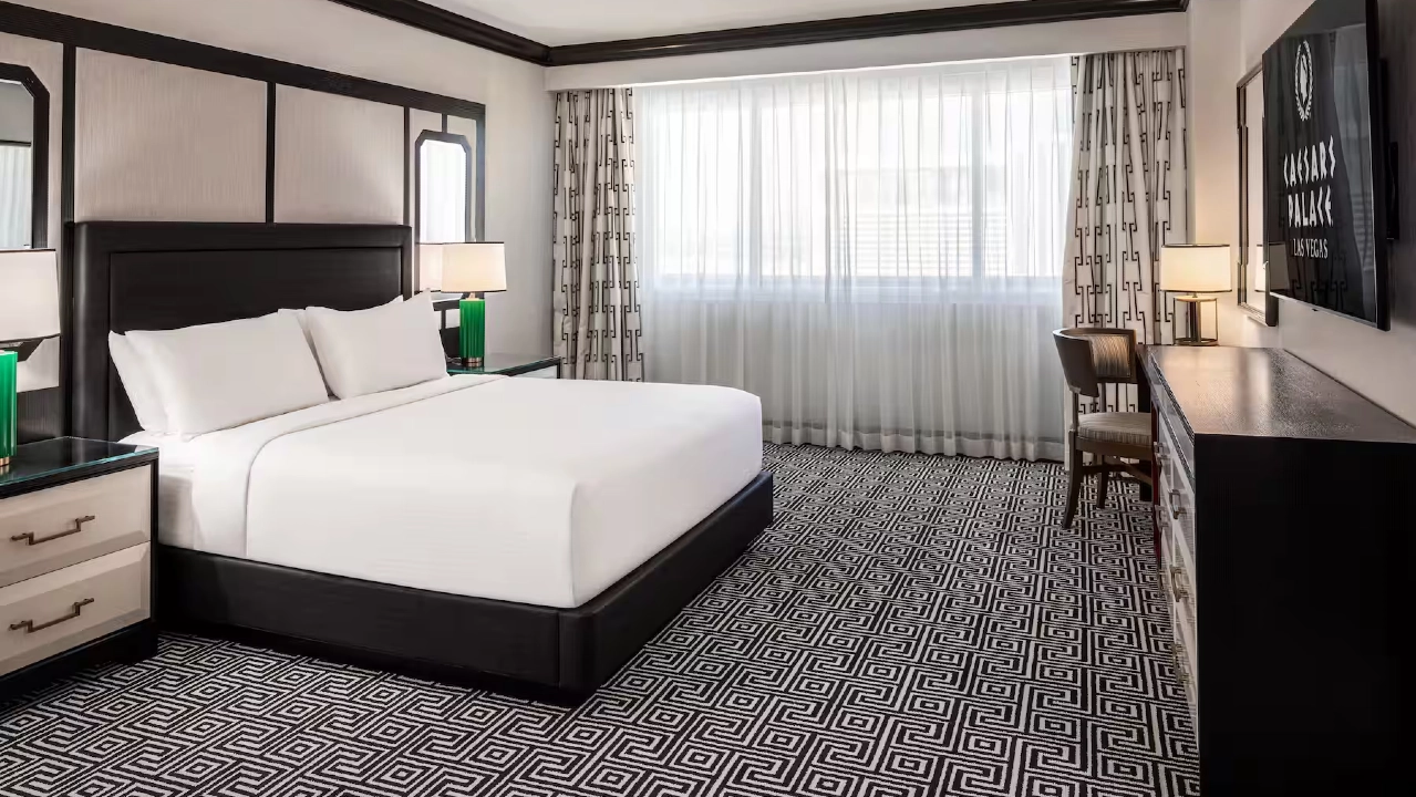 Colosseum Premium Suite King With Pool Table at Caesars Palace Las Vegas