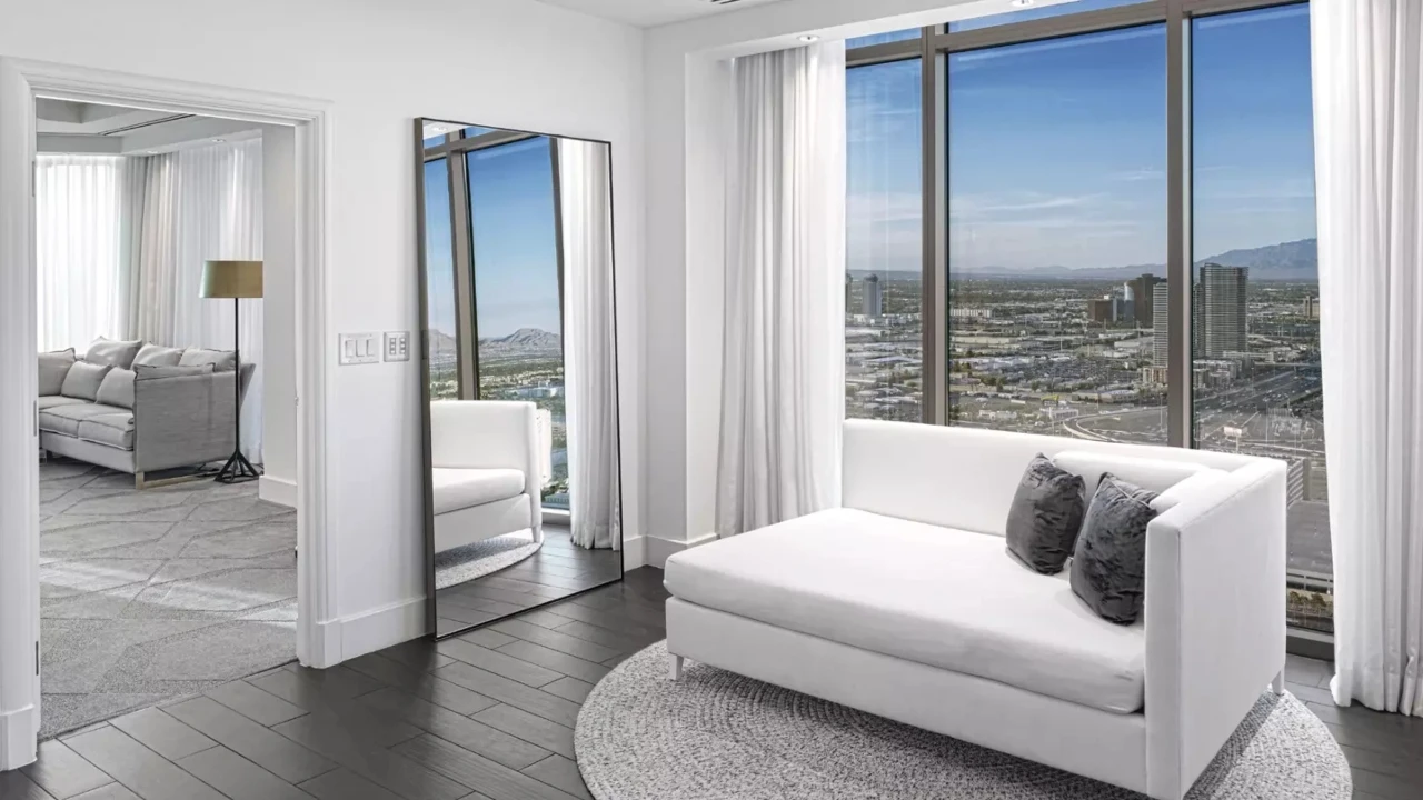 W Penthouse Panoramic Suite at W Las Vegas
