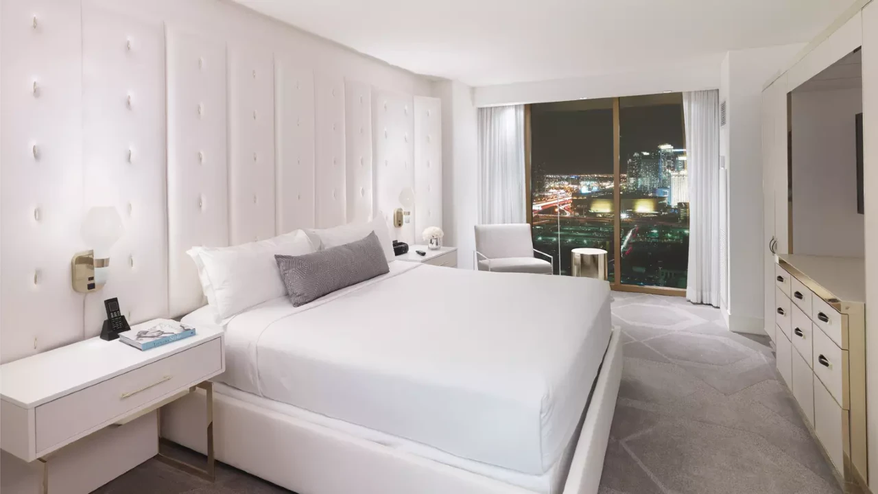 W Suite King Bedroom at W Las Vegas