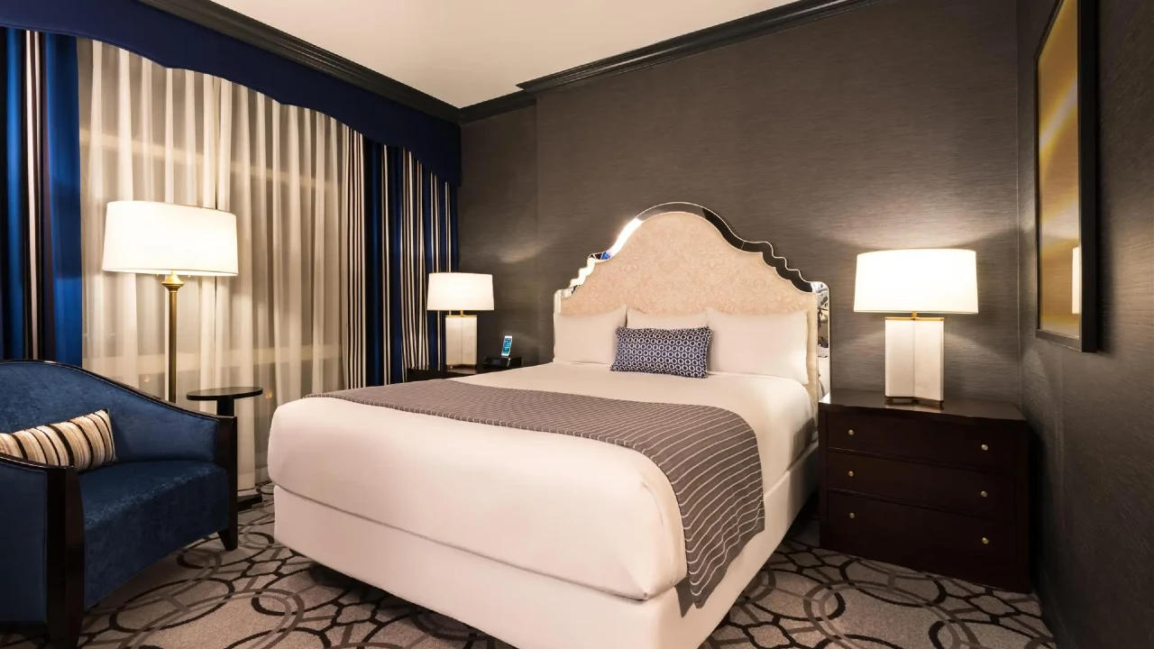 Bordeaux Marseille Suite King at Paris Las Vegas