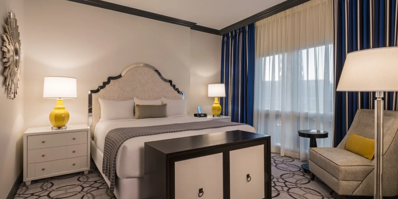 Bordeaux Marseille Suite King at Paris Las Vegas