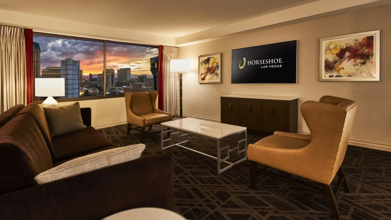 Resort Premium Suite King at Horseshoe Las Vegas