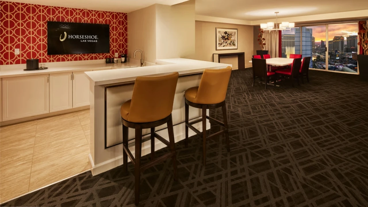 Resort Premium Suite King at Horseshoe Las Vegas