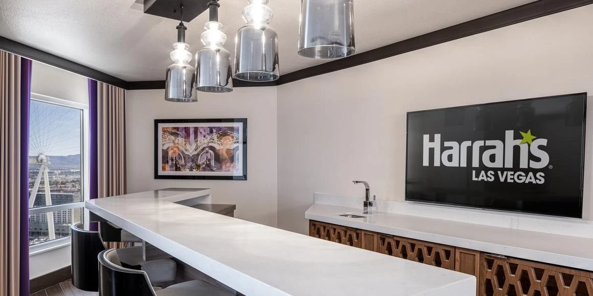 Valley Penthouse Suite at Harrah's Las Vegas