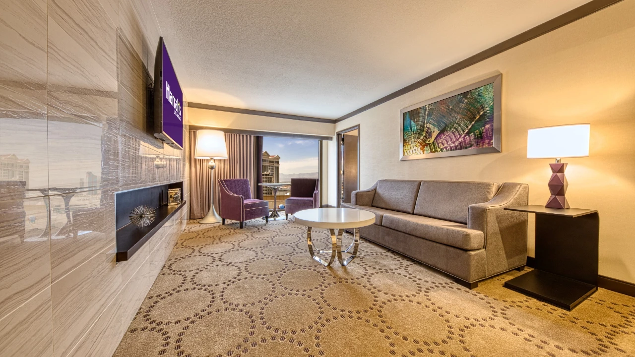 Mountain Junior Executive Suite at Harrah's Las Vegas