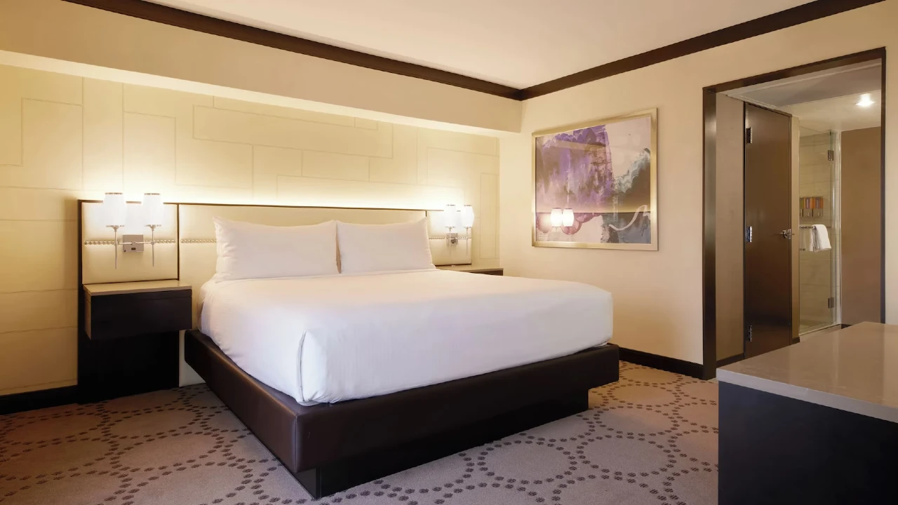 Mountain Junior Executive Suite at Harrah's Las Vegas