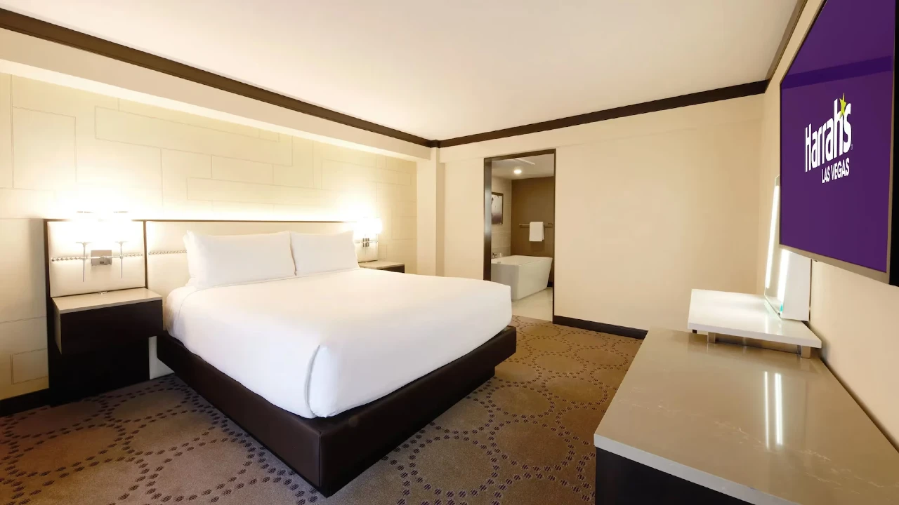 Mountain Executive Suite King at Harrah's Las Vegas