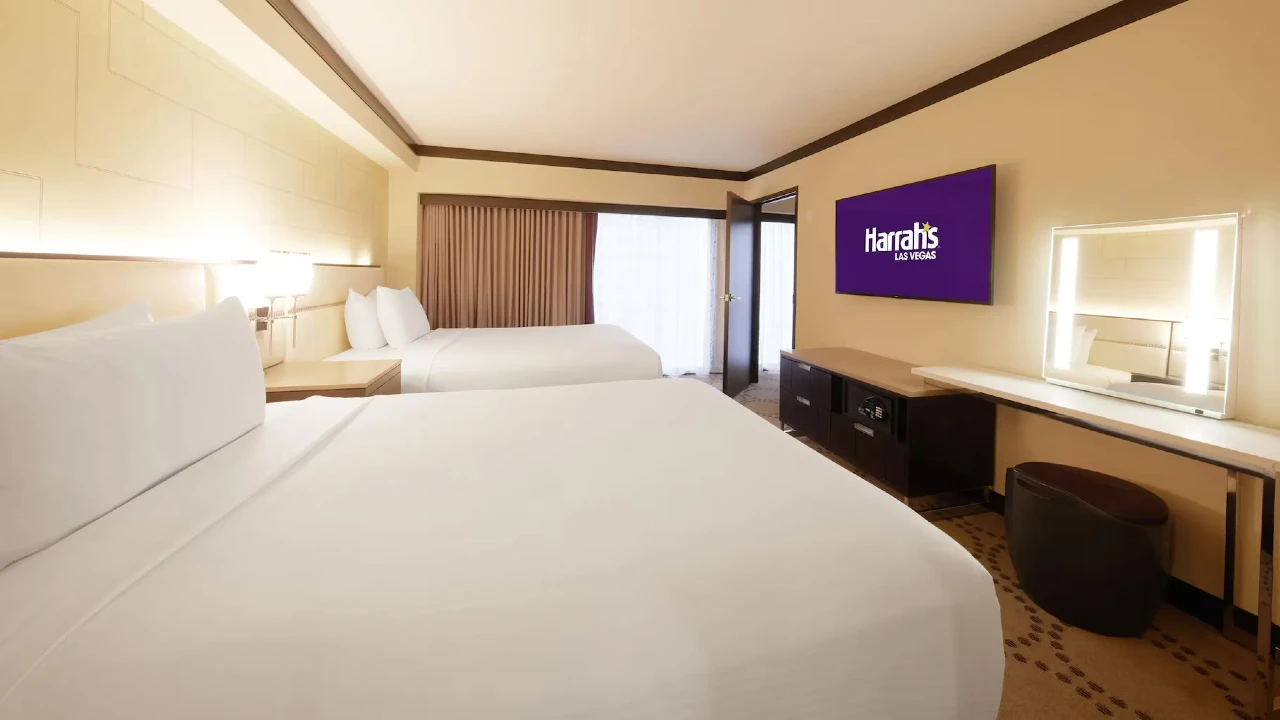 Mountain Executive Suite Two Queens at Harrah's Las Vegas