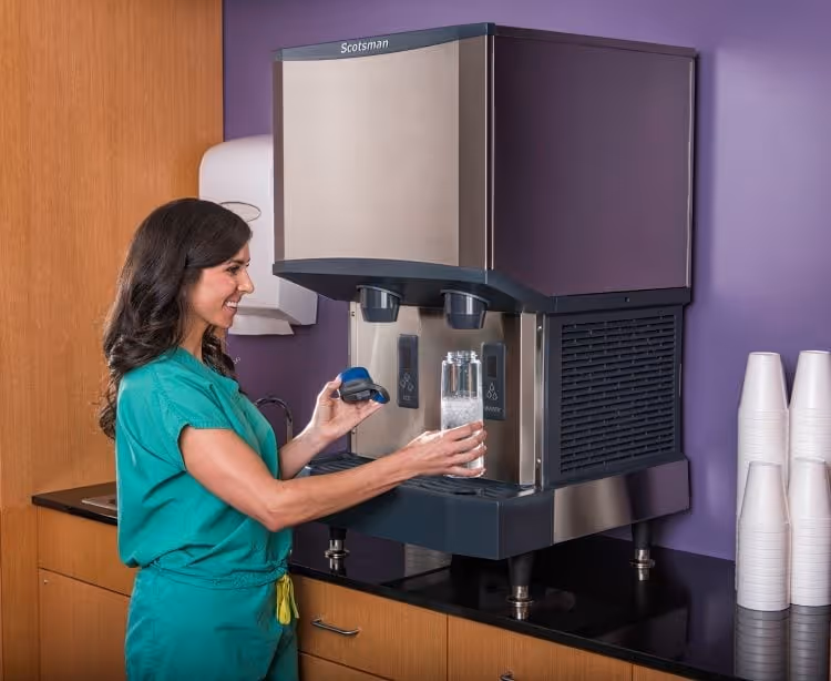 Our All-Inclusive Commercial Ice Maker Program Keeps Your Ice Supply Safe 