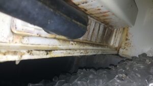 dirty ice machine internals