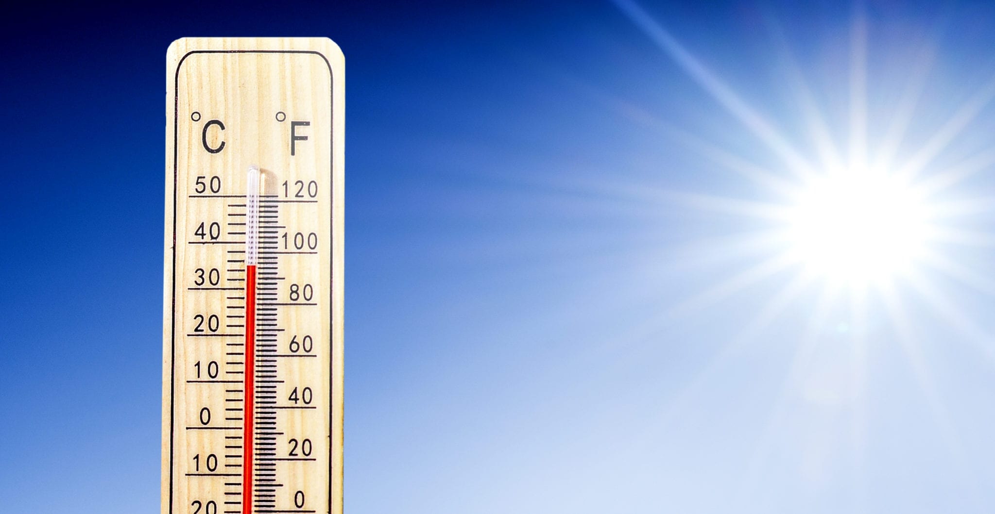 Easy Ice article on the best high temperature ice machine condenser — Commercial Ice Machine heat management guide.