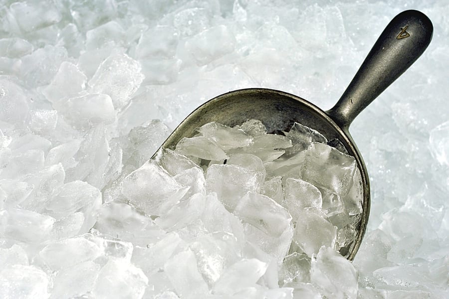 Easy Ice guide on ensuring the ice you serve is clean and safe — Ice Machine Rentals sanitation resource.