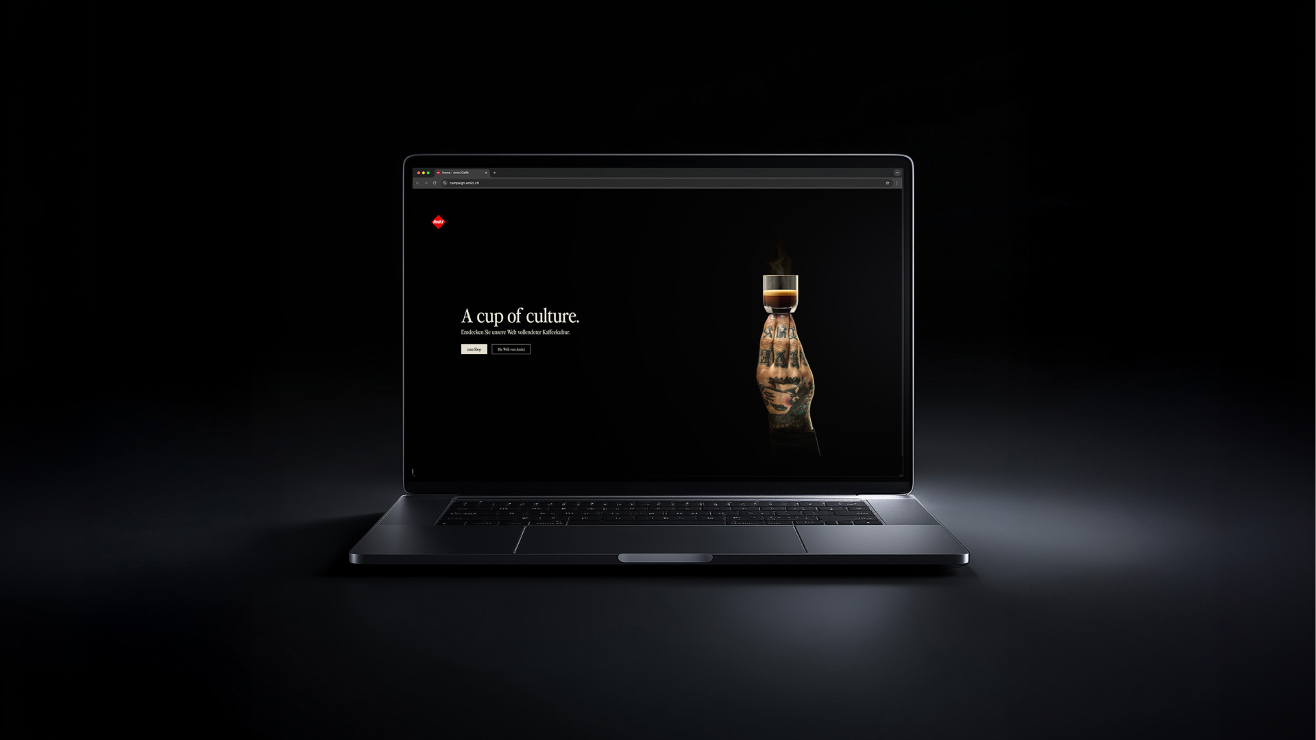 Amici Caffè Landingpage «A cup of culture» auf einem Laptop
