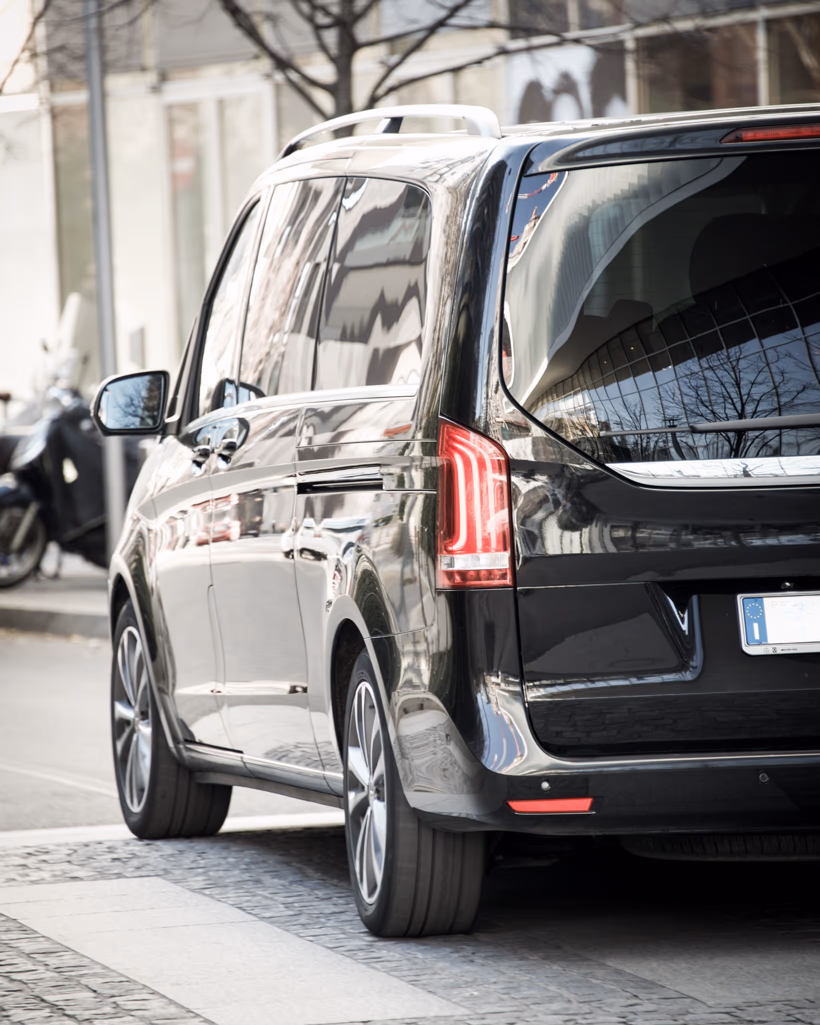 Rear exterior view of the Mercedes V-Class Black for refined group chauffeur travel