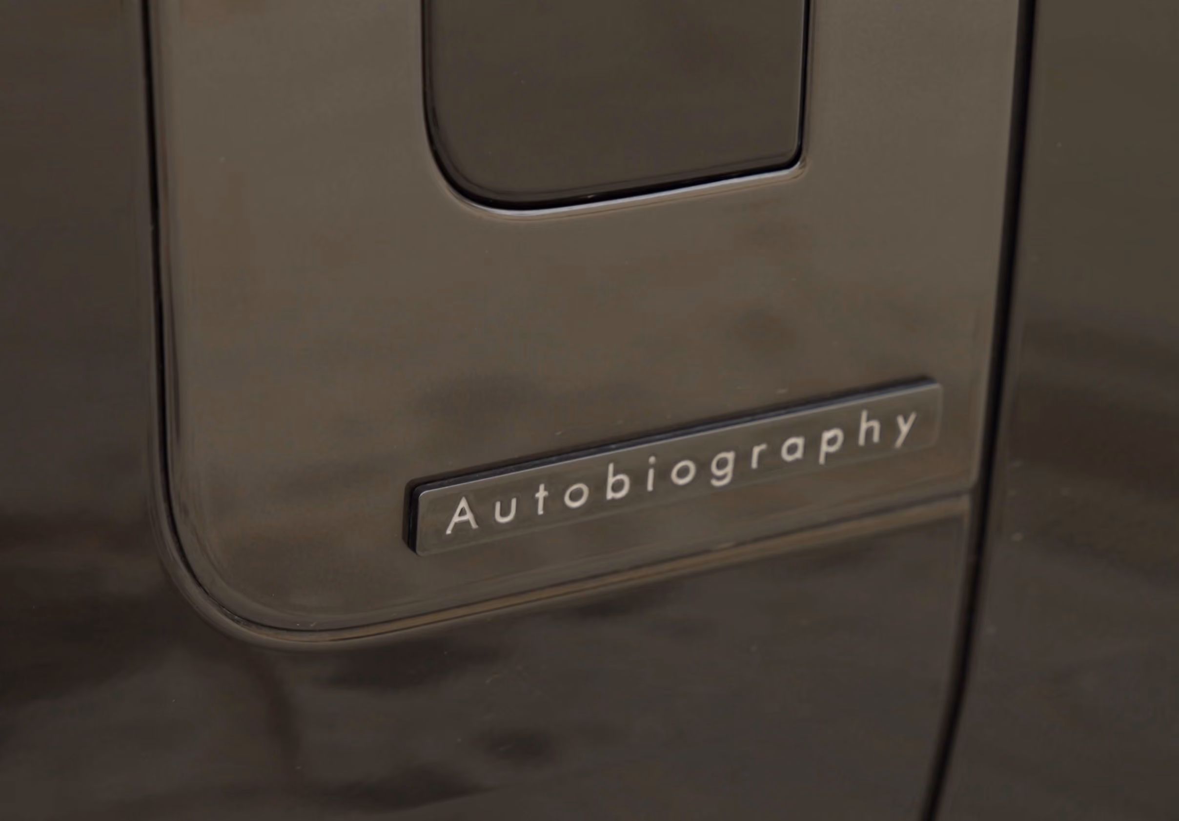 Autobiography badge detail on the Range Rover interior for a refined chauffeur service experience