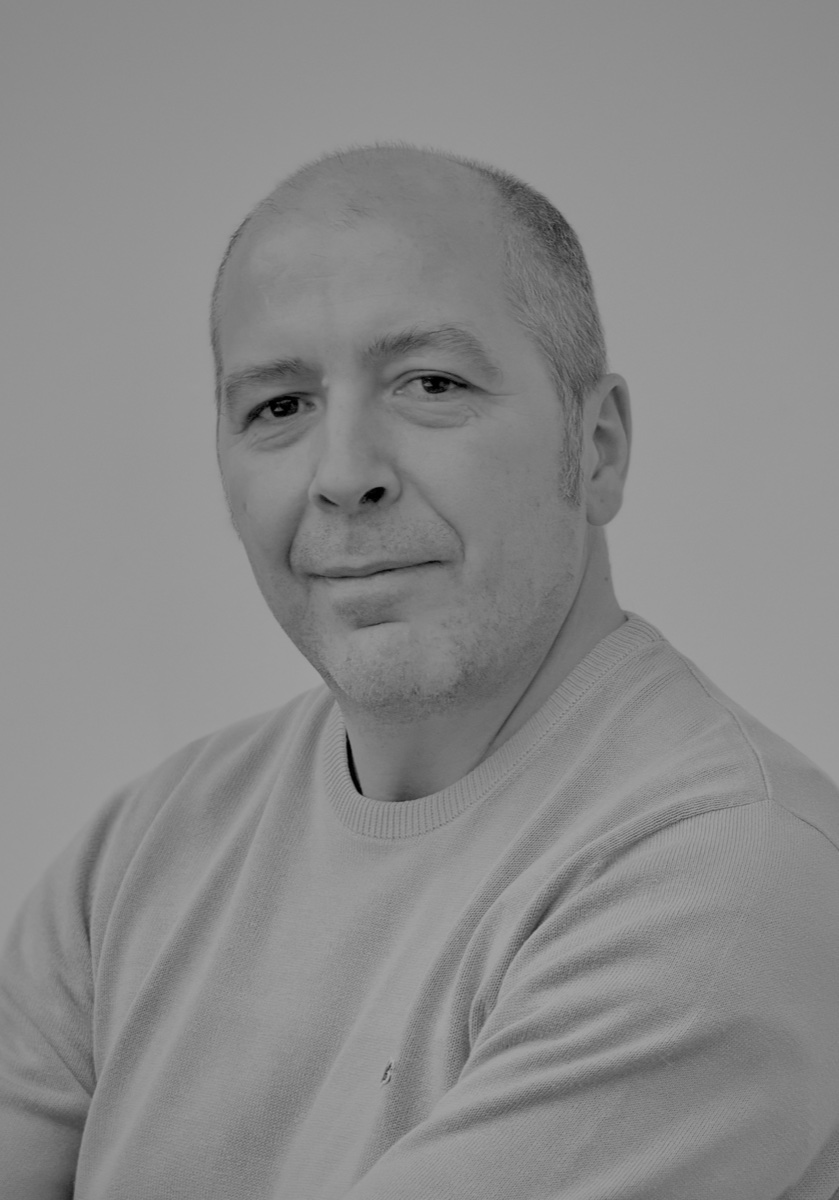 Alessandro Colella - Operations Specialist presso Moveolux
