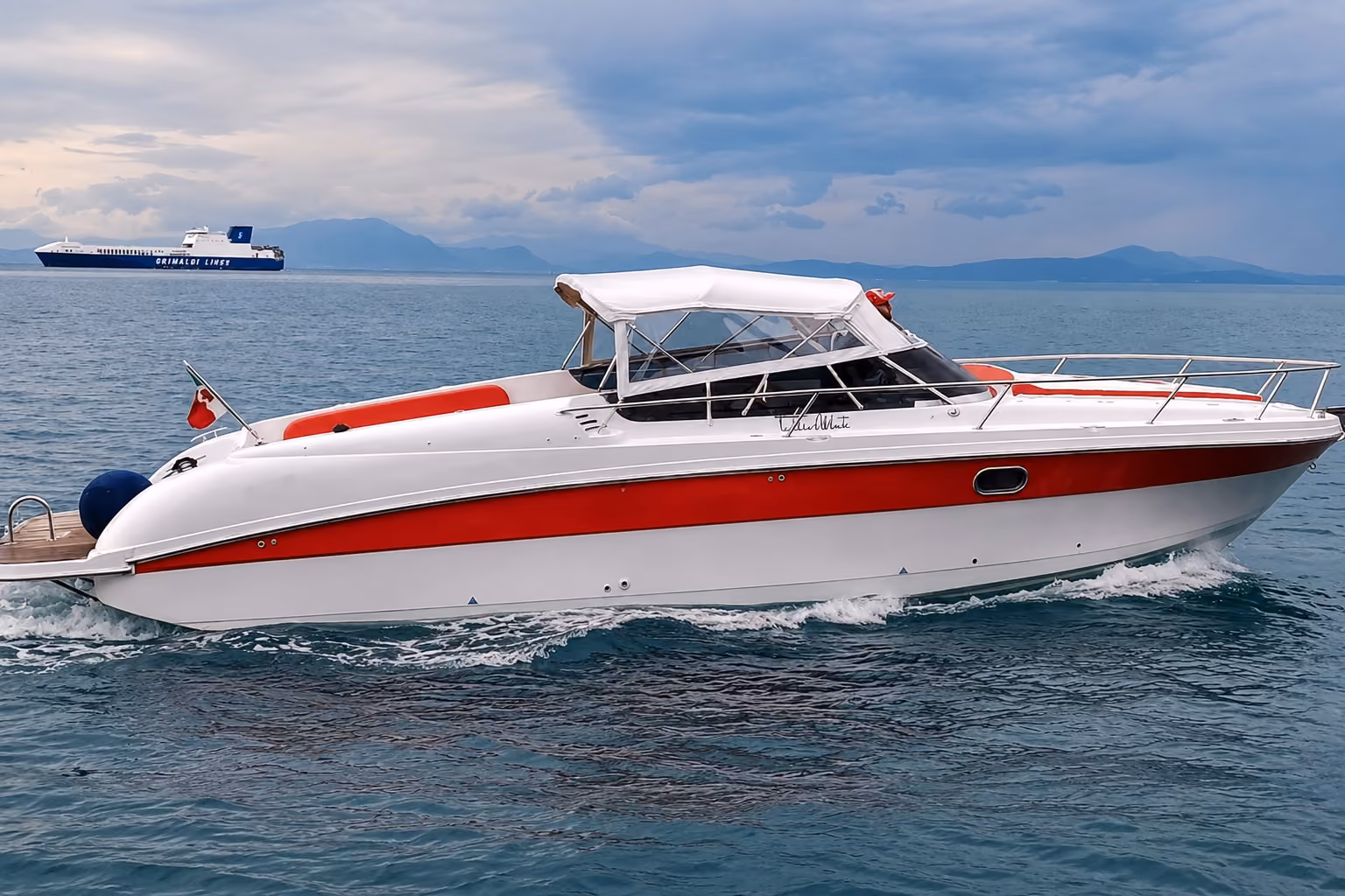 Classic side view of an Amalfi taxi boat for private coastal mobility services
