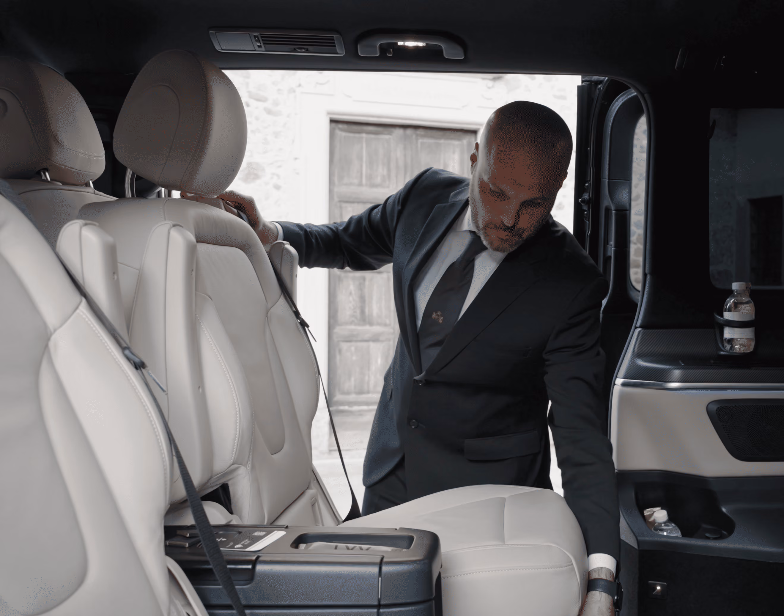 Cabin comfort view inside the Mercedes V-Class Light for family and leisure transfers