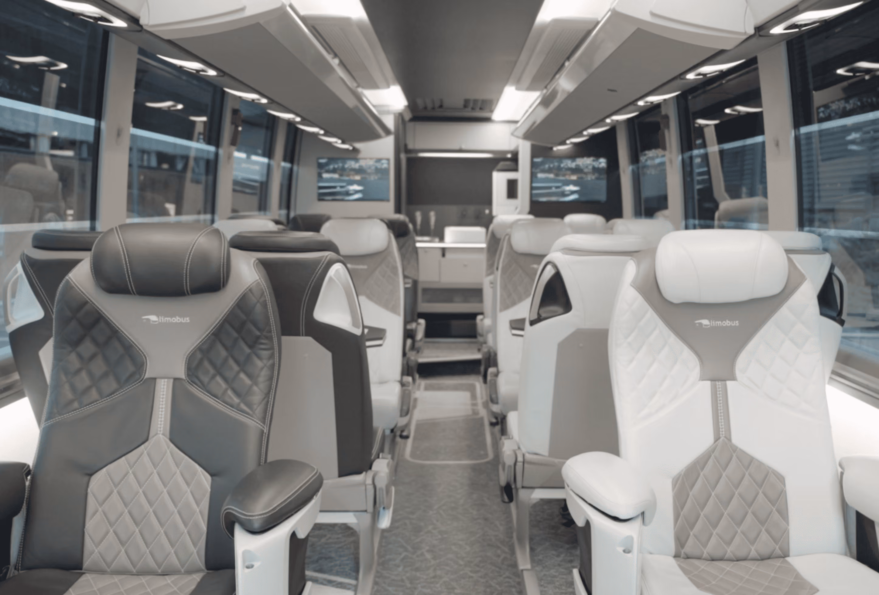 Seat row interior of the Moveolux Limobus Elements 20 for comfortable group travel