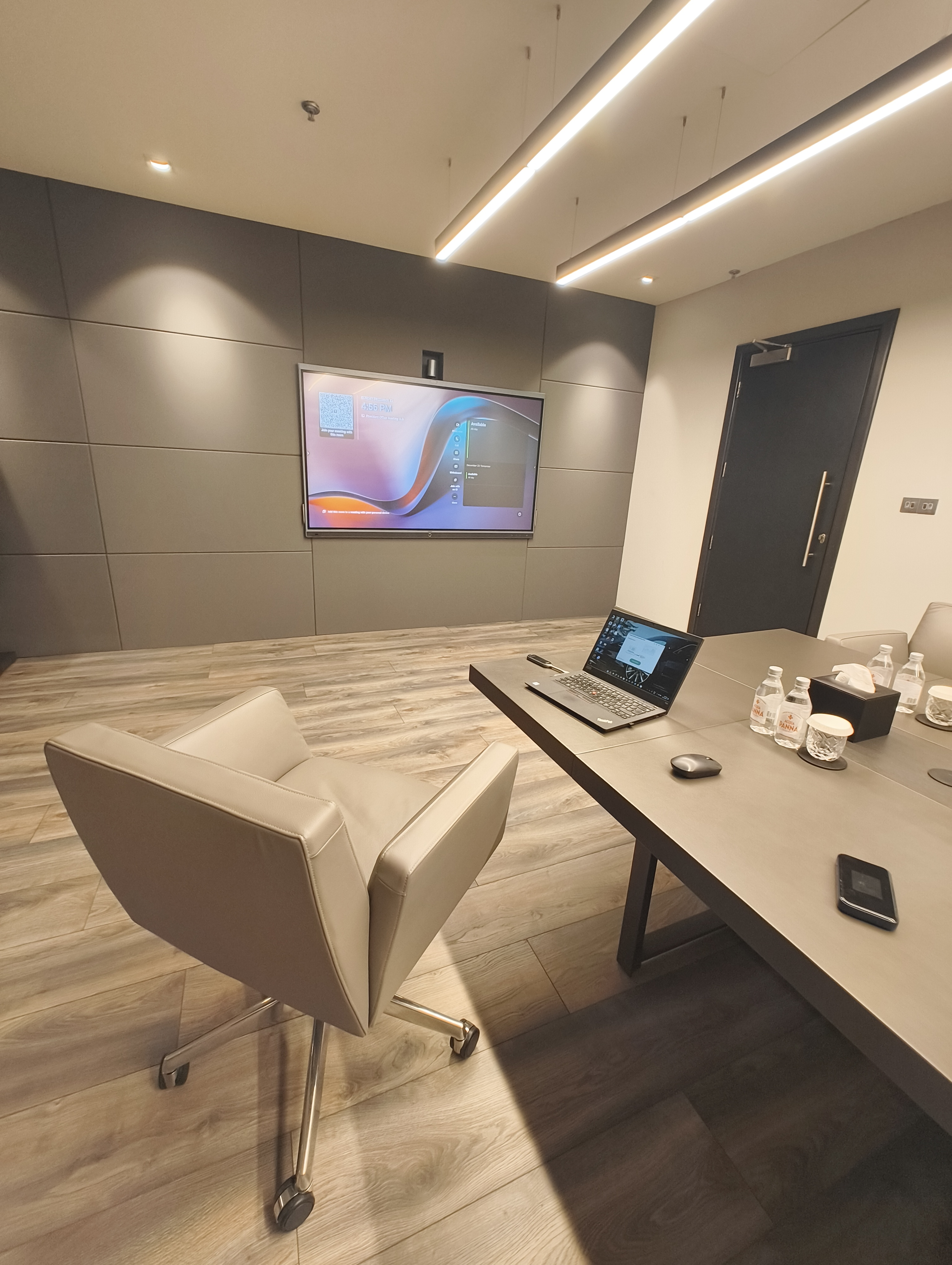 Round-table conference room AV setup by Technobriq