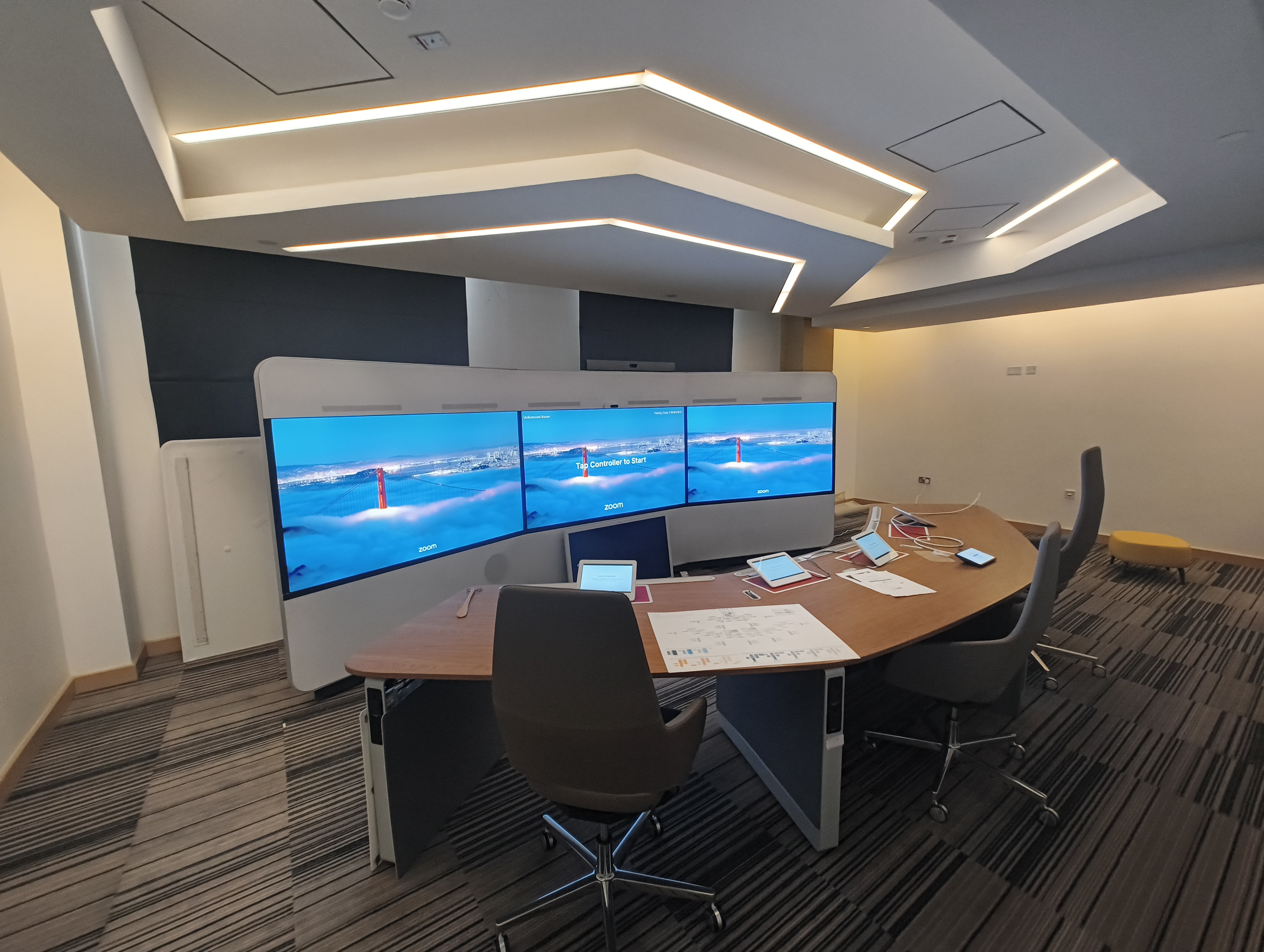 Meeting room display and seating setup by Technobriq